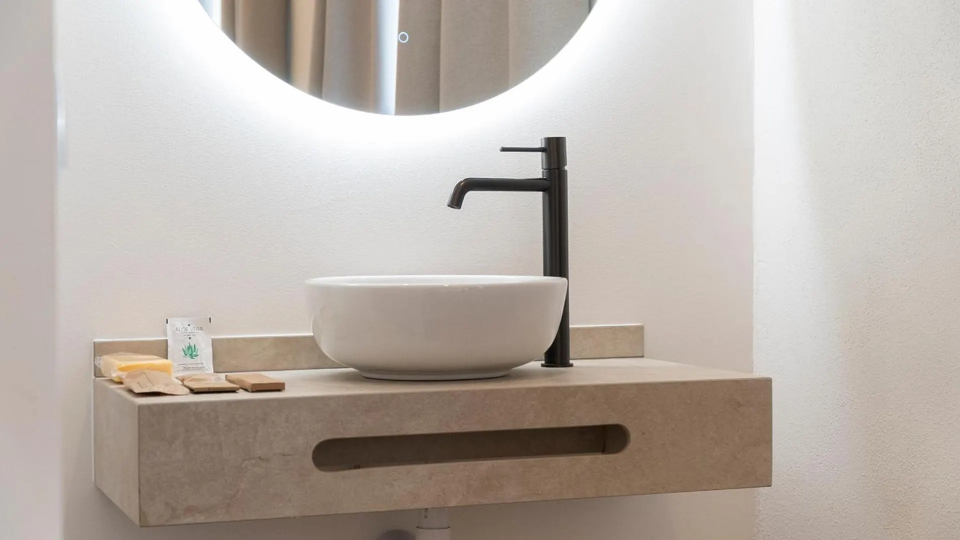 ***  La Caleta Qe Hotels 加的斯 西班牙