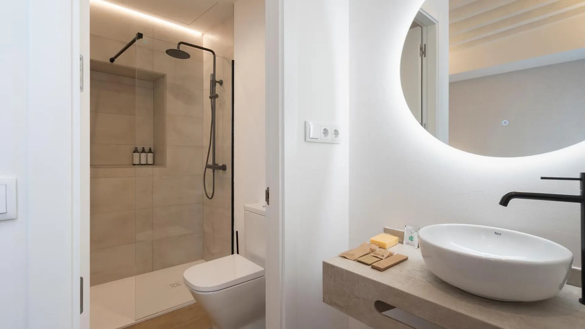La Caleta Qe Hotels 加的斯